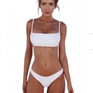 BATHING SUIT SALE🚨2/$20!Flawless white bikini!